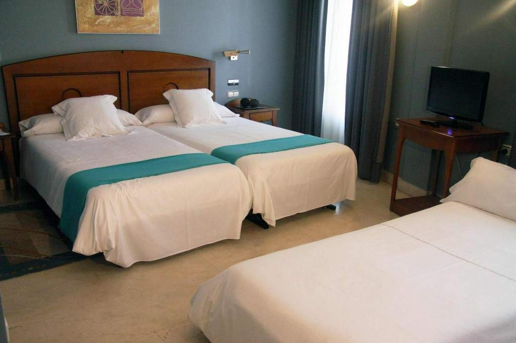 Apartamentos Atempo Аранхуэс Экстерьер фото